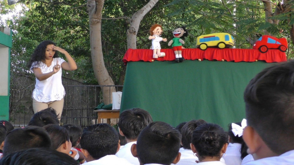 Pláticas de prevención de FGE, incluyentes