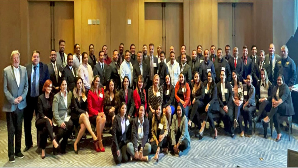 Fiscales yucatecos participan en intercambio interdisciplinario, en Ciudad de México