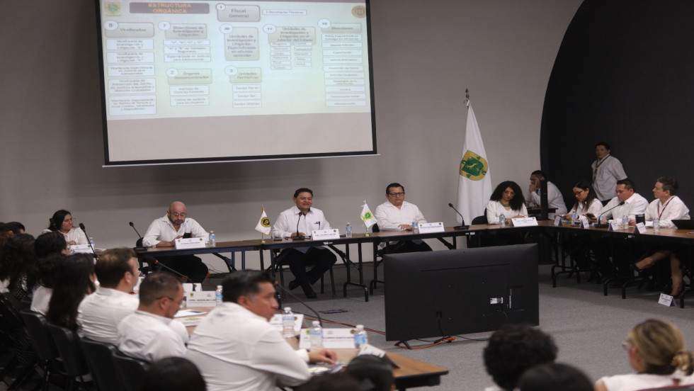 La atención de calidad, alta prioridad en la Fiscalía: Juan Manuel León León