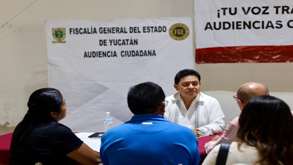 Se reúne Fiscal General con usuarios de Tekax, en nueva Audiencia Ciudadana