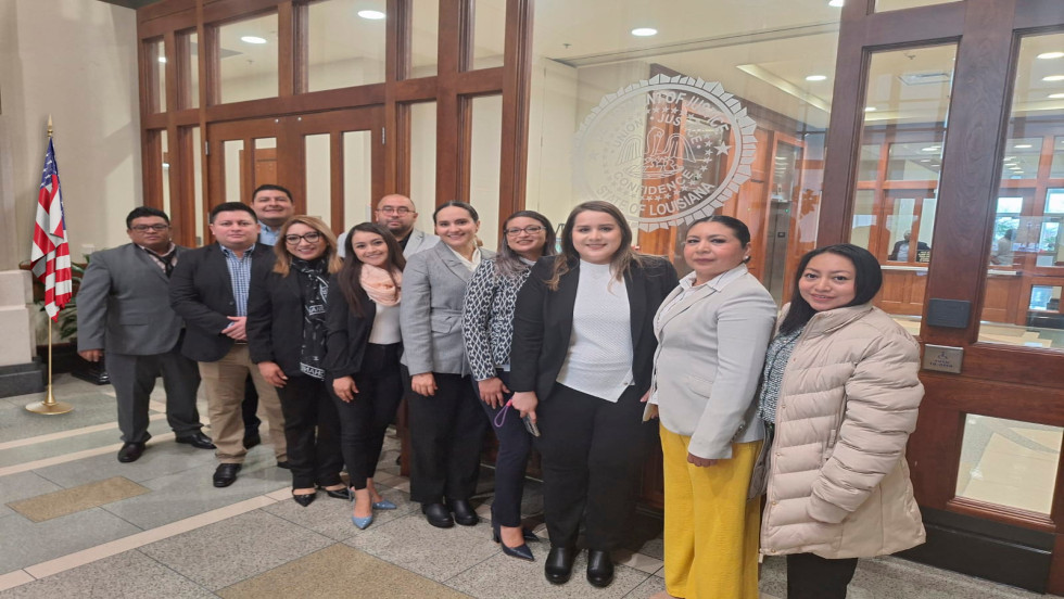 Se capacitan en EU ministerios públicos  de la Fiscalía General del Estado