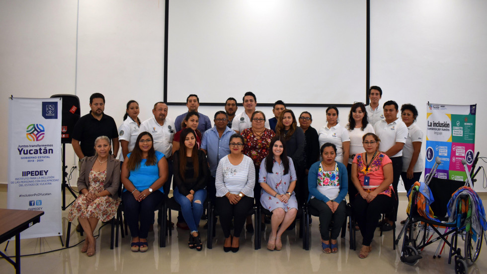 Personal de la FGE se capacita en materia de inclusión