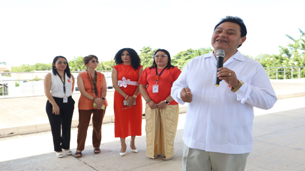 Fiscalía impulsa autonomía y bienestar femenino en el 25N