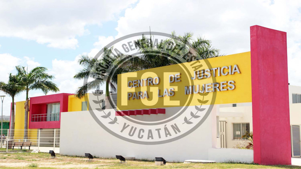 Le formulan cargos por violentar a su madre y hermana