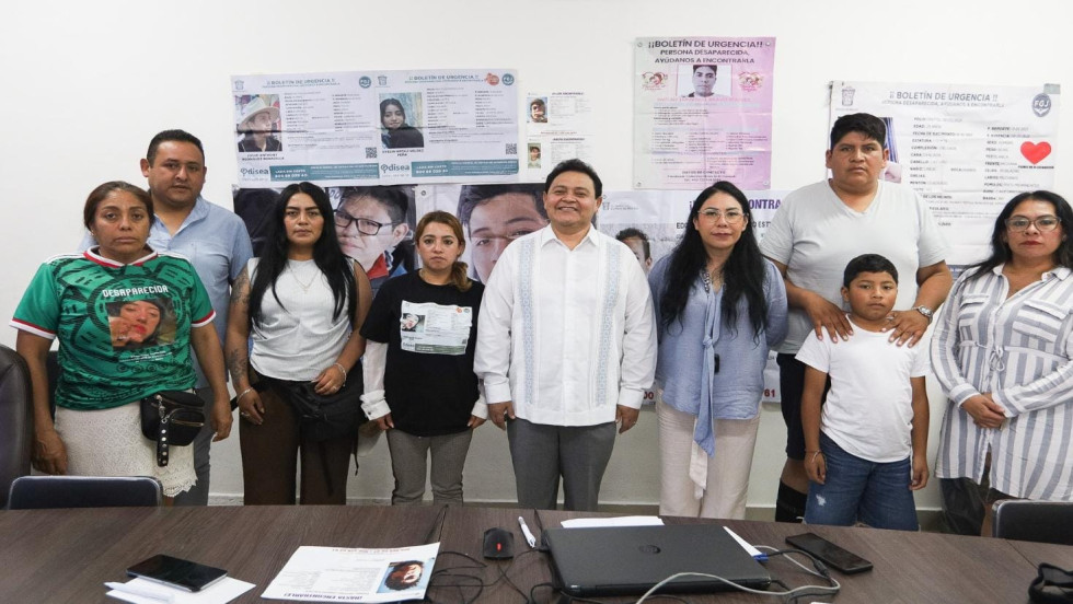 Fiscal General se reúne con madres buscadoras del Estado de México