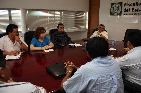 Se re&uacute;ne Fiscal con representantes de Uniones Ganaderas