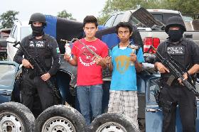 APREHENDEN A NUEVOS DESMANTELADORES DE AUTOS