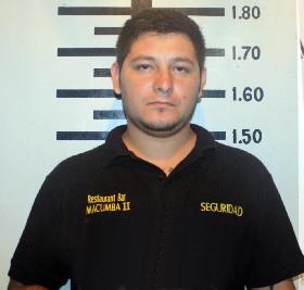 Agentes Ministeriales Aprehenden a Evasivo Esposo Golpeador