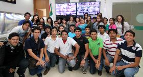 Fiscalía recibe a cerca de 200 universitarios