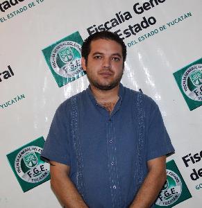 DETENIDO TRAS ATROPELLAR A JÓVENES MOTOCICLISTAS