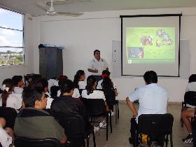 Recomiendan a jóvenes de secundaria prevenir delitos Cibernéticos