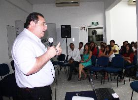 Se Reúnen Funcionarios de la Fiscalía con Estudiantes de la UNID