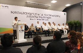 Avanza modernizaci&oacute;n de la Fiscal&iacute;a General del Estado