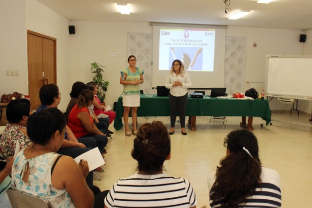 Capacitan a usuarias del Centro de Justicia para las Mujeres